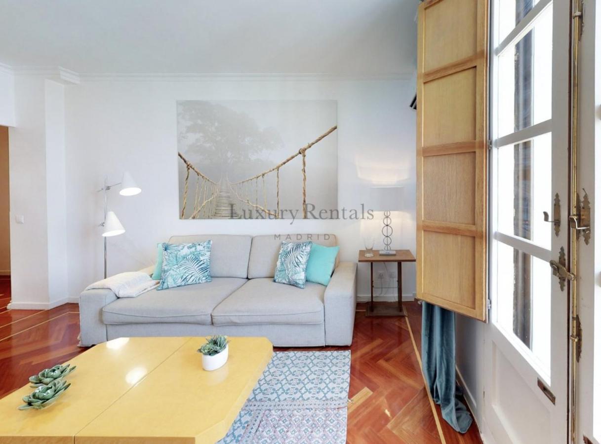 San Jeronimo I Apartment Madrid Exterior photo