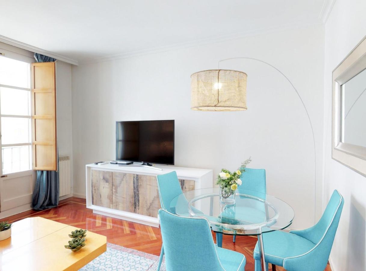San Jeronimo I Apartment Madrid Room photo